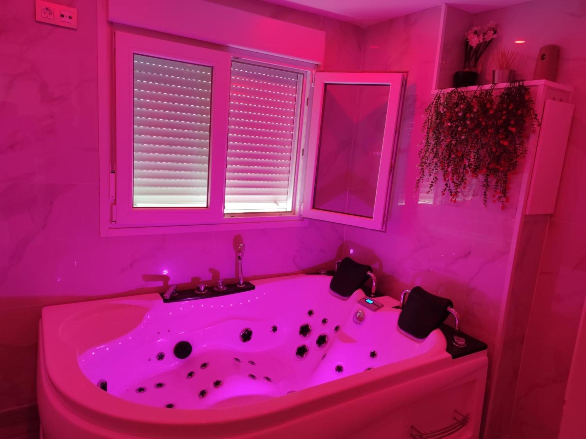 Apartamento Con Jacuzzi El Rincon De Las Delicias Zaragoza Dış mekan fotoğraf